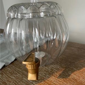 NWT target bullseye playground plastic pumpkin dispenser. Never used